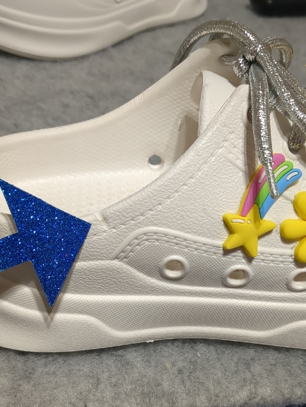 Miniso discontinued powerpuff girls slip on Eva White Women's shoes Size 7 - Picture 9 of 14